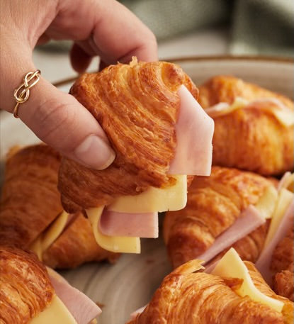 Croissants Jamón y Queso