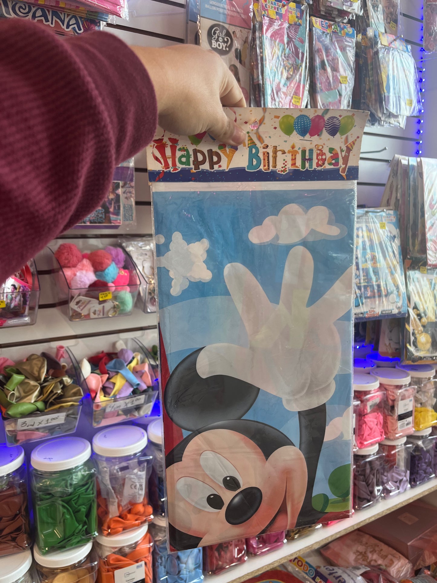 Mantel Mickey